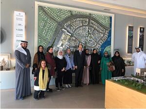 قام أكثر من 20 عضواً من الجمعية بزيارة مراسي البحرين للتعرف عن كثب على أحد أبرز المشاريع العصرية المميزة ذات واجهة بحرية في المملكة.