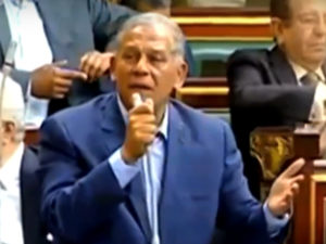  السادات تبنى مواقف عديدة معارضة لتلك التي تتبناها الغالبية الموالية للرئيس السيسي