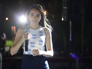 Sandy ditches her trademark hot pants for a more conservative outfit following Hani Shaker's decision to ban female singers from dressing in revealing clothes during their live performances. (Facebook)