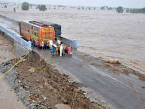 من السيول في السعودية