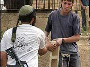  بناء 400 وحدة استيطانية في مستوطنة آدم، بالقرب من رام الله