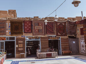 Persian rugs in Yazd Iran (Shutterstock)