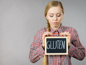 الجيلاتين يحارب التجاعيد ويشد البشرة لتحصلي على بشرة شابة  (shutterstock.com)
