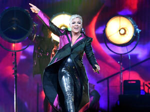 Pink had canceled her concert last Saturday due to illness (Source: Jack Fordyce / Shutterstock ) 
