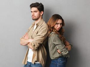 بعض الأبراج التي تشكل خطرا في أي علاقة ينتمي طرفها الآخر إلى برج الحوت. (shutterstock.com)
