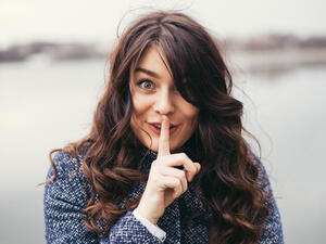 برج الدلو: هو أحد الأبراج التي يمكنك أن تشارك أسرارك معها بأمان  (shutterstock.com)
