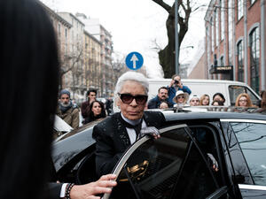 Karl Otto Lagerfeld at the entrance of the Fendi's showroom to attend the Fendi fashion show during the Milan Fashion Week. (Shutterstock/ File Photo)