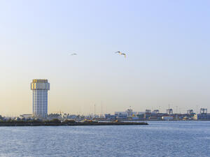 The color and smell of Red Sea water reflect the dangerous level of pollution (Shutterstock/File)