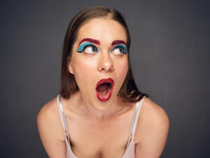 إياك واقتراف هذه الخطأ الذي يقلب إطلالتك رأساً على عقب (shutterstock.com)