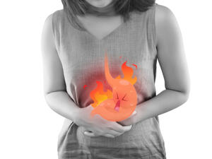 تجنب تناول الطعام في وقت متأخر من الليل (shutterstock.com)
