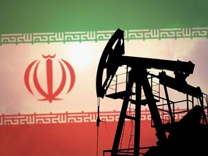 Construction of a large oil terminal in Jask and also launch of petrochemical refinery was put atop agenda in this area. (Shutterstock)