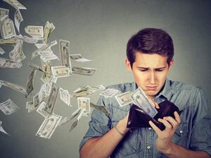 
The fee, along with the security sweep against illegal residents through the Interior Ministry's "A Country Without Illegals" campaign caused many expats to leave the Kingdom for good. (Shutterstock)