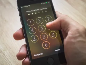 إذا كنت من مستخدمي "آيفون" حافظ على خصوصيتك بهذه النصائح