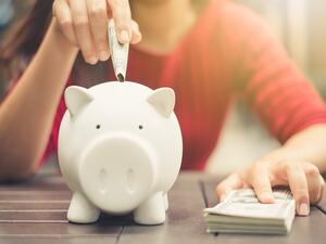 With changing lifestyles, it's become important for the 'fairer sex' to become judicious about planning for the future. (Shutterstock)