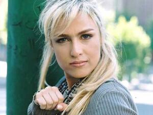 Egyptian actress Simone likes playing the role of a commoner. (El Hawanem)