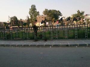 الدوار كان مسرحا لاستعراض جثث ورؤوس خصوم تنظيم داعش 
