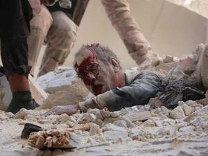 استشهاد 30 شخصا فى هجمات للنظام وروسيا على حلب