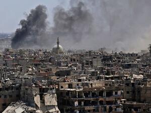 النظام السوري يواصل حملته العسكرية في مخيم اليرموك لليوم الثامن على التوالي