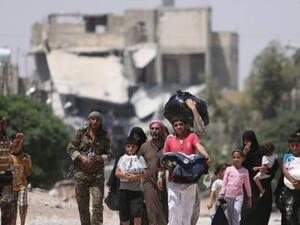 غادر نحو 500 نازح إلى سوريا في عملية تمت بالتنسيق بين بيروت ودمشق سابقا