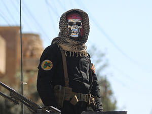 An Iraqi counter-terrorism forces member stands guard in Mosul (AFP/File Photo)	
