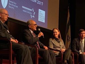 مرة أخرى.. تركي الفيصل بمؤتمر بنيويورك برفقة رئيس الموساد