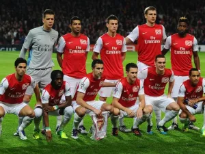 Arsenal chairman concedes they can't compete with 'big clubs' in transfer window