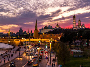 Russia panorama shot of kremlin (Shutterstock)