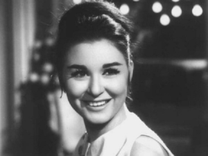 سندريلا الشاشة الراحلة سعاد حسني 