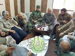 سليماني مع قادة الحشد الشيعي في معركة ضد اهالي الفلوجة 