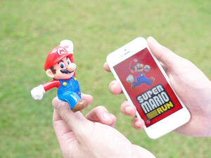 طرح لعبة سوبر ماريو في  متجر أبل