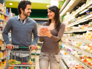 على كل من يصطحب الاطفال معه للسوبرماركت أن يتحكم بتصرفاتهم
