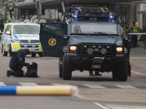 إخلاء جزئي لصالة الطيران الداخلي بمطار بالسويد بعد إنذار بوجود قنبلة
