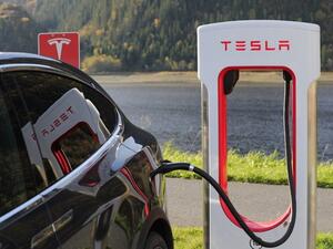 A Tesla charging station. (Pixabay)