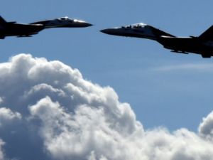 طائرتا سو- 27 روسيتان