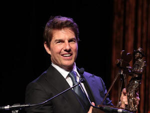 Tom Cruise's injury hasn't put him off doing his own stunts  (Source: Tom Cruise / Instagram )