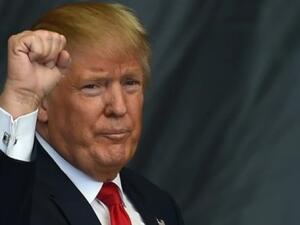 ترامب يبحث عن متنفس بعيدا عن الفضائح المتلاحقة التي تعصف بالبيت الأبيض