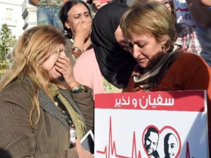 تظاهرة بتونس للمطالبة بمعرفة مصير صحافيين فقدا في ليبيا