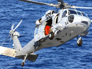The MH-60S Knighthawk crashed Sunday into the Red Sea (Courtesy of AP Graphics)