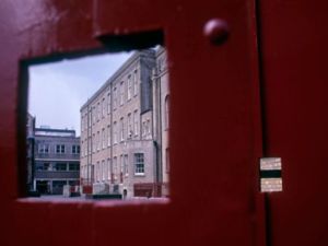 التحقيق في بريطانيا مع تلميذ مسلم لاستخدامه كلمة «الإرهابي البيئي»