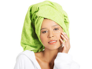 من كثرة التوتر والإرهاق قبل الزفاف قد تعاني السيدات من الهالات السوداء