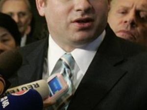 دانييل جليزر مساعد وزير الخزانة الأمريكي
