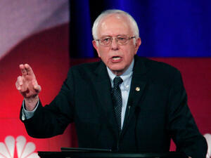  برني ساندرز أحد مرشحي الحزب الديمقراطي لانتخابات الرئاسة الأمريكية