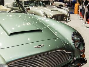 Last year alone, millionaires had $5 billion worth of vintage Porches, Ferraris, Aston Martins and other classic vehicles parked in private garages. (Shutterstock)