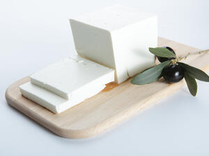 تُعتبر الجبنة من الصناعات التي كانت تُحضّر على يد الأجداد 