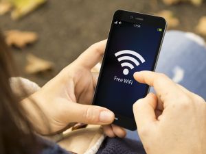 Dubai's Department of Islamic Affairs issued a fatwa saying using a WiFi connection without permission is improper Islamic behavior. (Shutterstock)