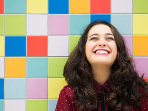 إذا سمعت ضحكات برج العقرب  فإنّها ضحكة صادقة من القلب