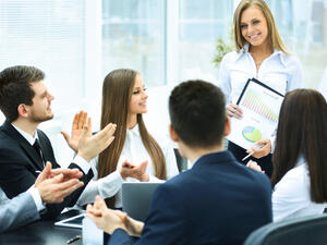 يتميز الجدي بحكمته وما يبذله من جهد للتعرف على الناس بعمق