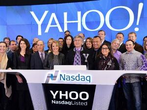 Yahoo employees ring the Opening Bell at NASDAQ MarketSite in New York, on March 2, 2015. (Slaven Vlasic/ AFP)