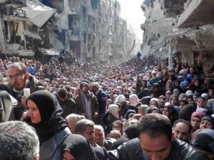 سيطر تنظيم داعش على المخيّم عام 2015 قبل أن يضطر إلى الانسحاب منه تحت ضغط هجمات قوات النظام