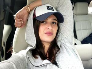 ياسمين عبد العزيز